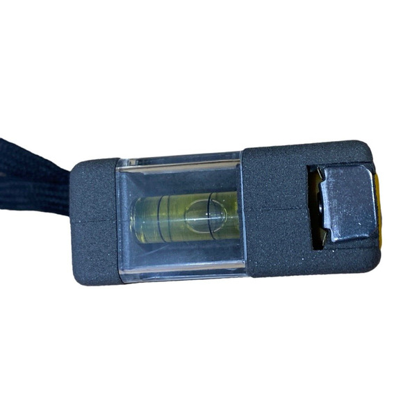 Vintage H.B. Zachry Tape Measurer with Build In Level & Hook & Release - Picture 4 of 5